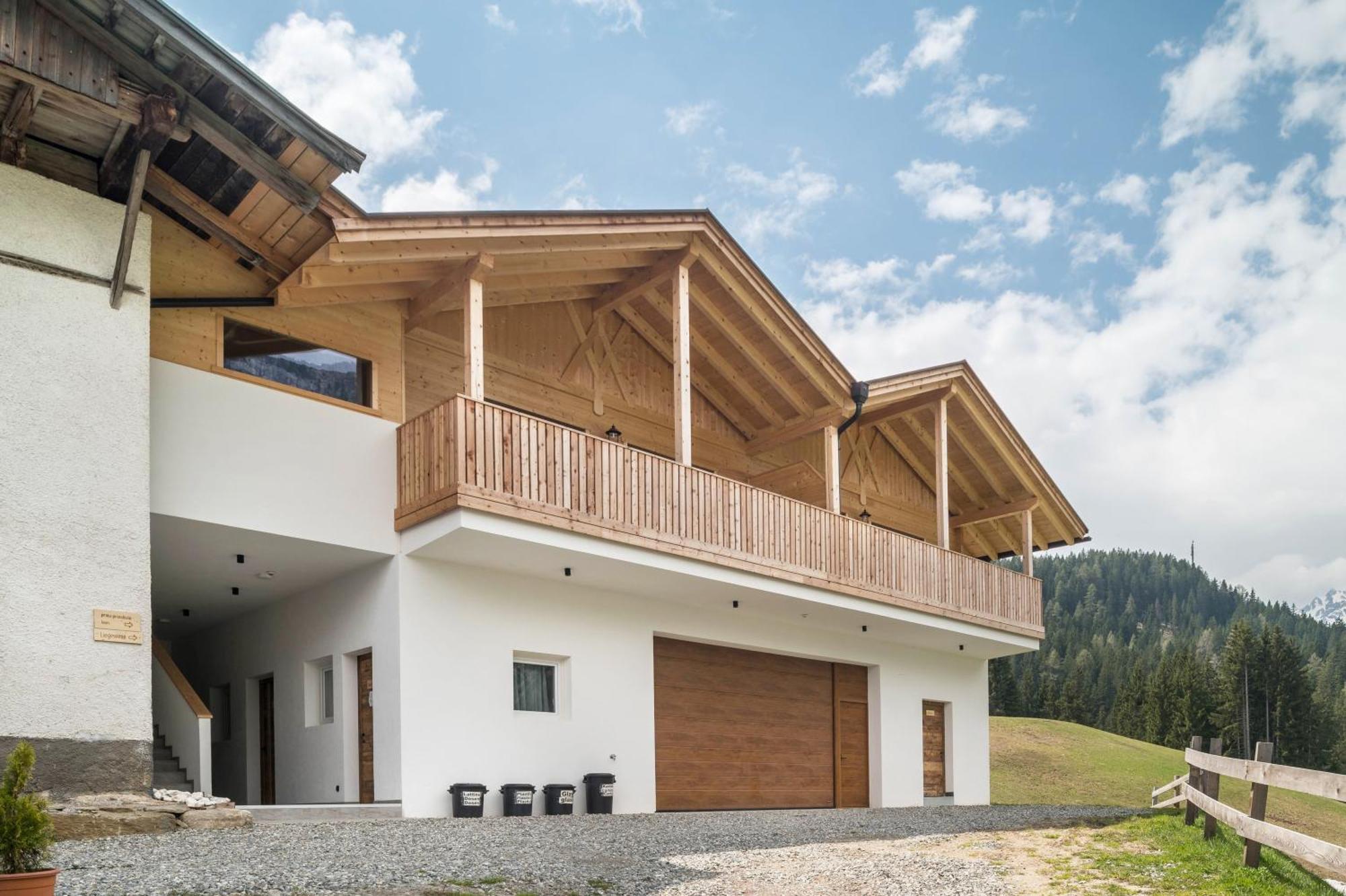 Blosegghof Bergchalets Waldblick ラチーネス エクステリア 写真
