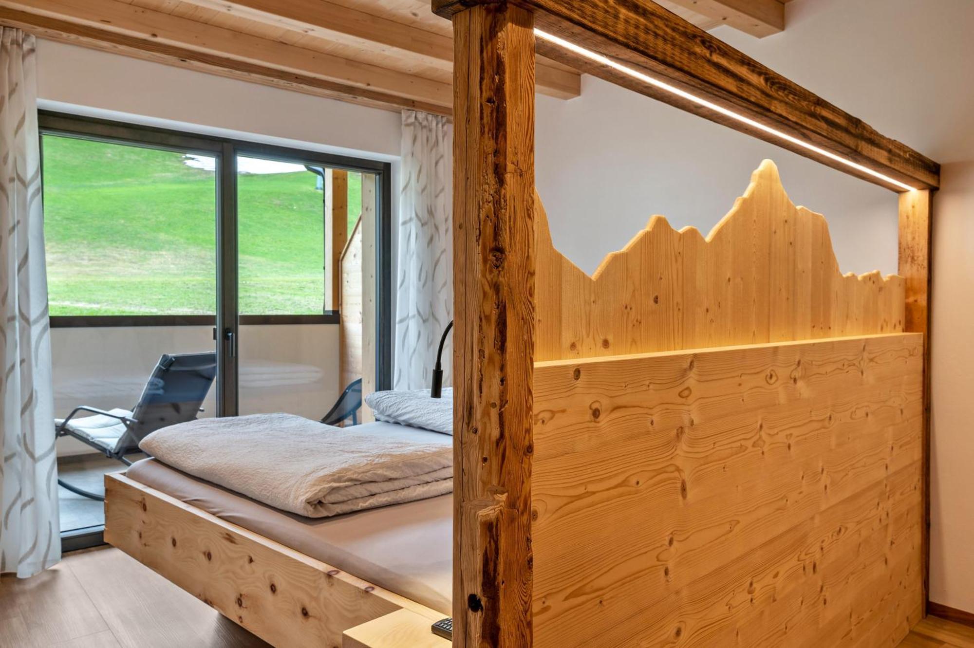 Blosegghof Bergchalets Waldblick ラチーネス エクステリア 写真