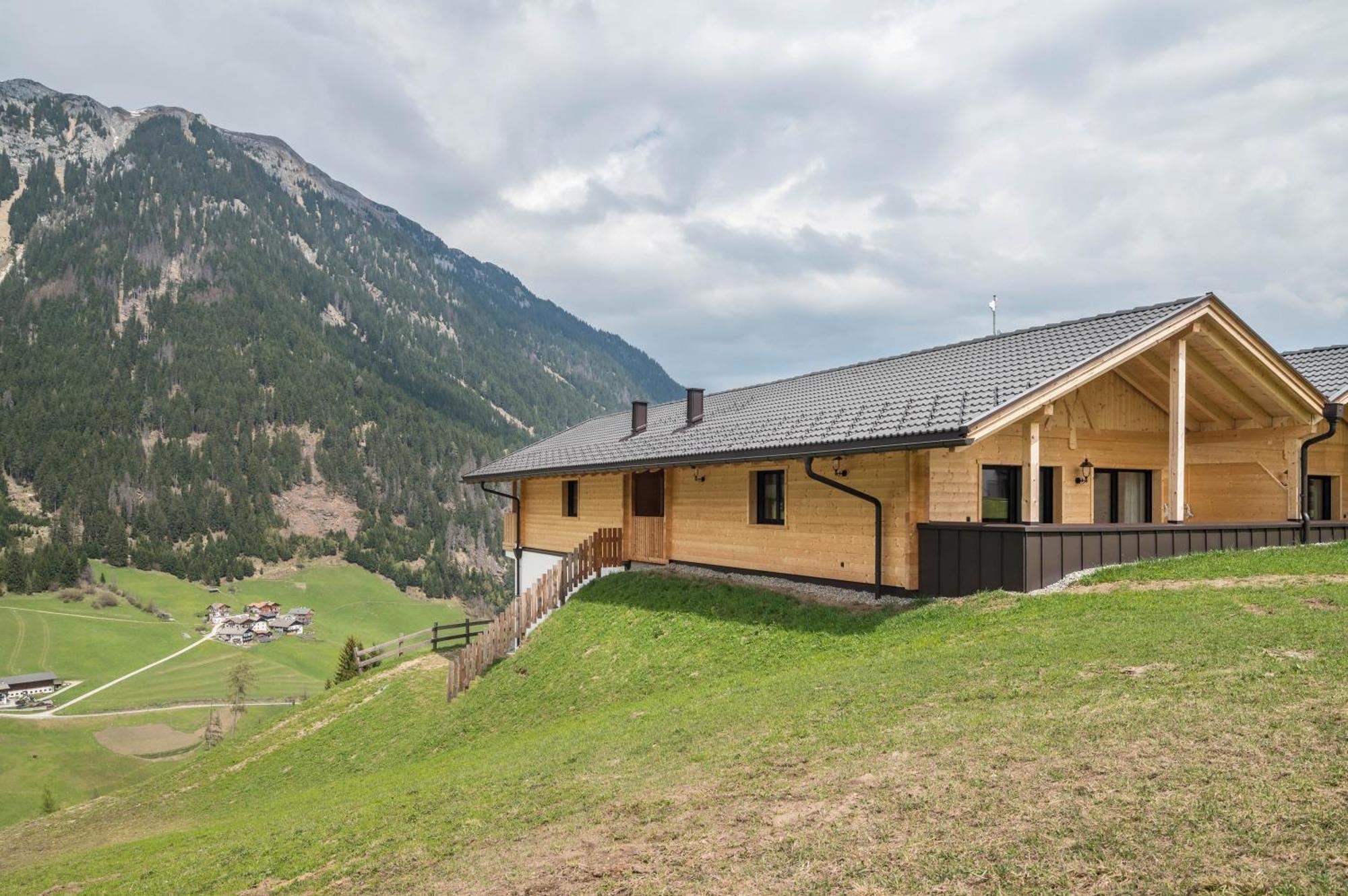 Blosegghof Bergchalets Waldblick ラチーネス エクステリア 写真
