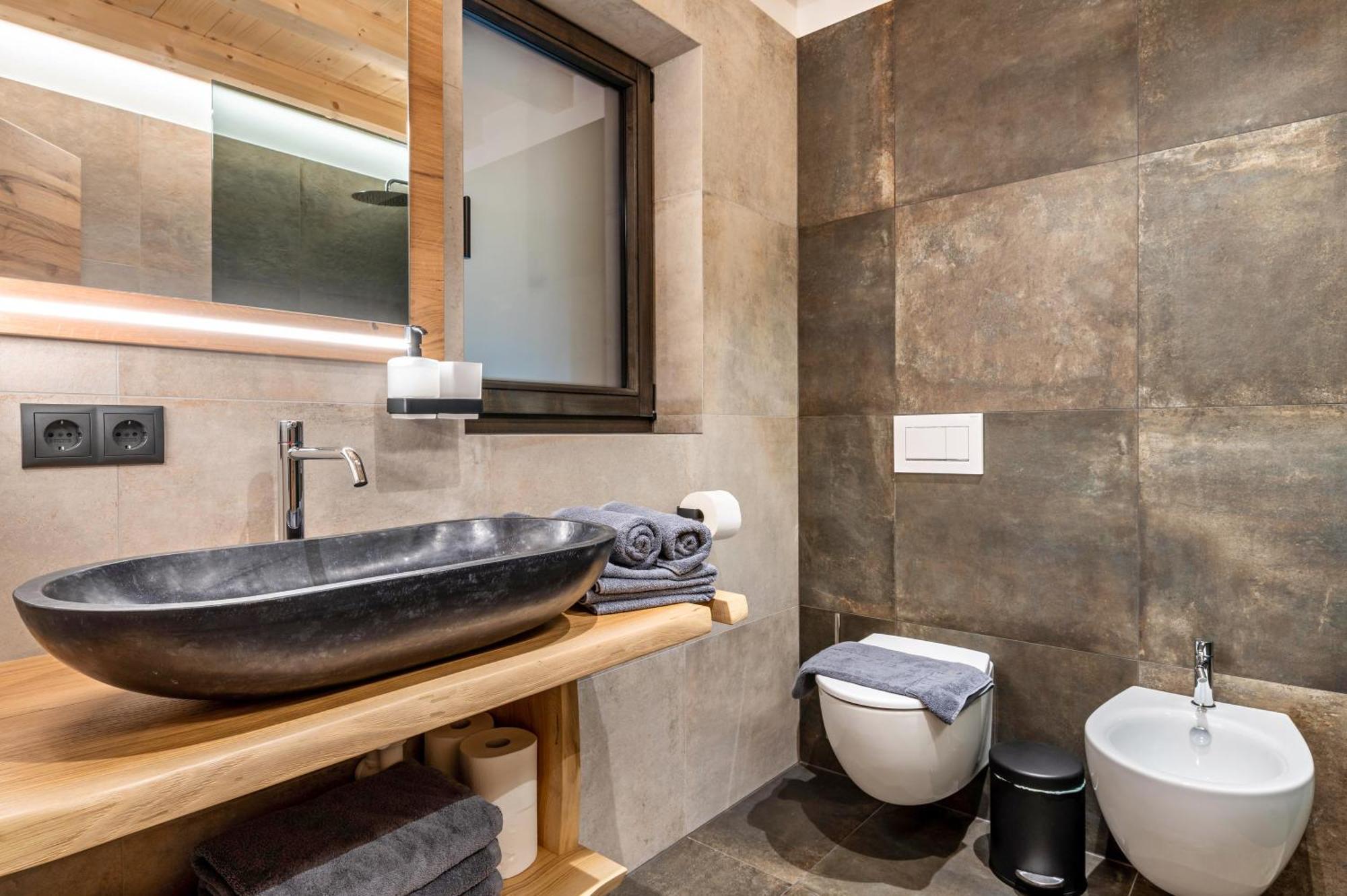 Blosegghof Bergchalets Waldblick ラチーネス エクステリア 写真