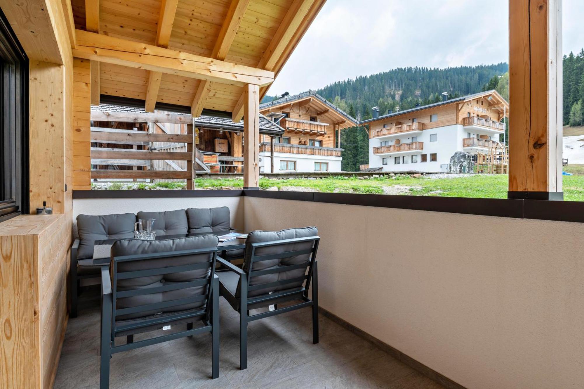 Blosegghof Bergchalets Waldblick ラチーネス エクステリア 写真