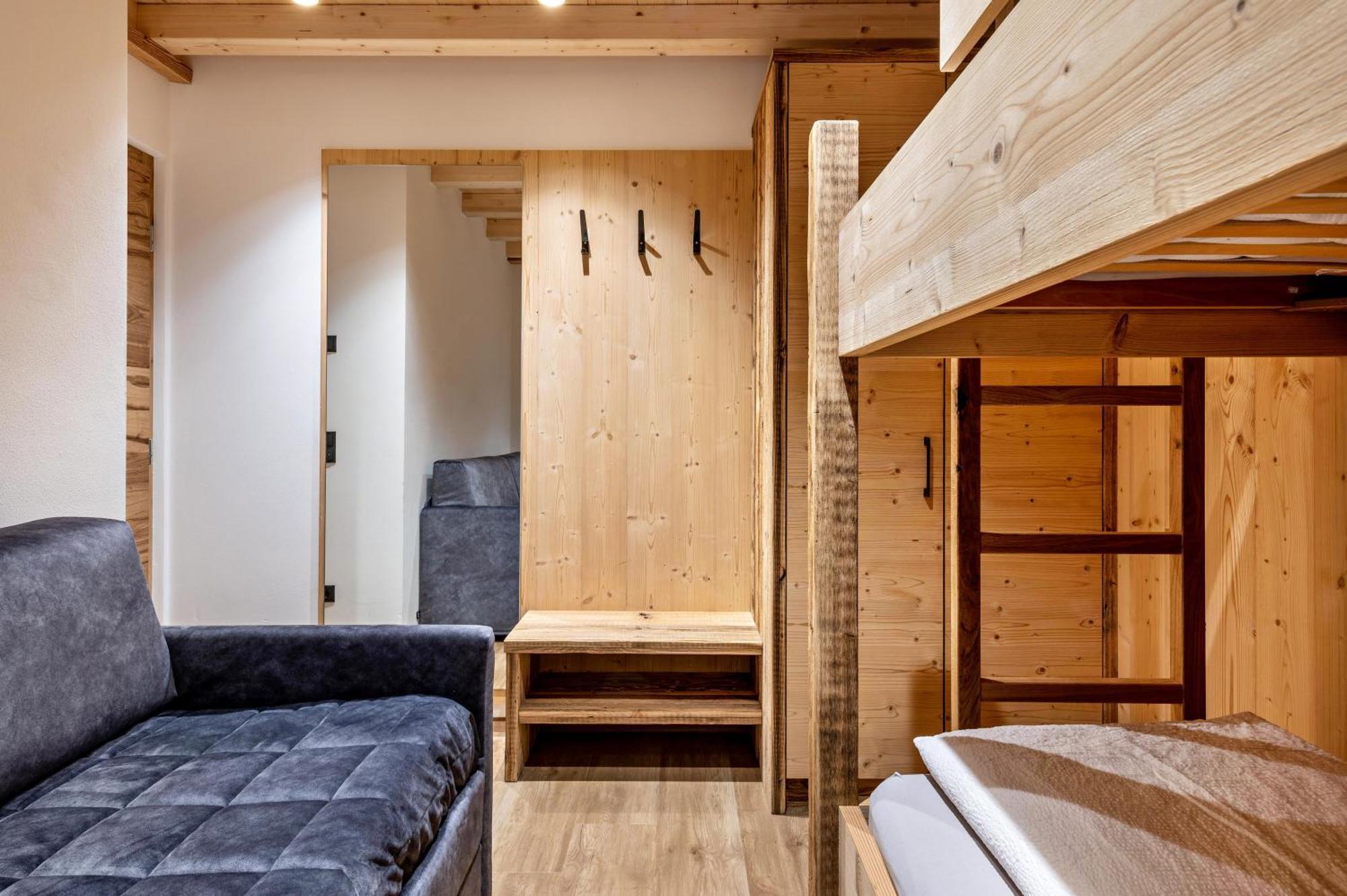 Blosegghof Bergchalets Waldblick ラチーネス エクステリア 写真