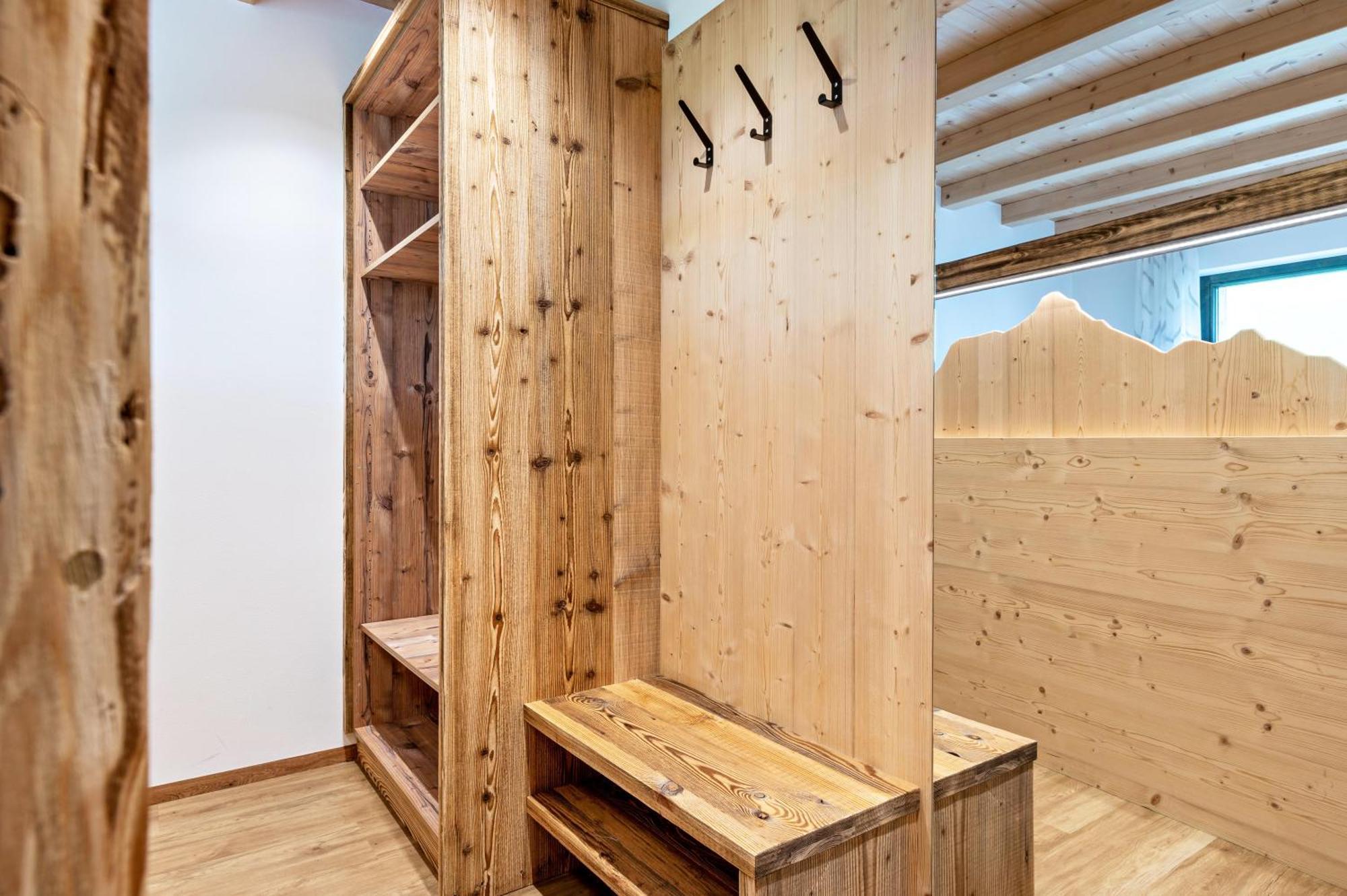 Blosegghof Bergchalets Waldblick ラチーネス エクステリア 写真